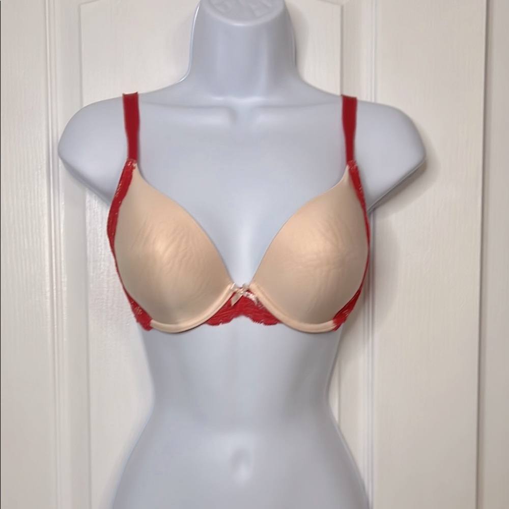 Victoria's Secret Red and Cream Underwire Bra